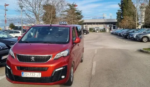 Airport Zadar with travel transfers zadar